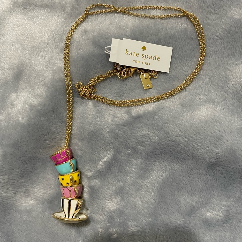Kate Spade ♠️ enamel stacking cup necklace!! For Alice in Wonderland ☕️
